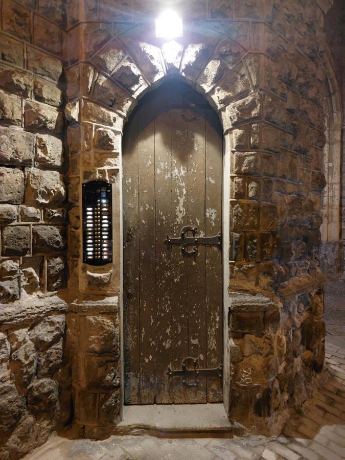 Studio Apartment In Neapolitan Castle Int 28 Bagian luar foto